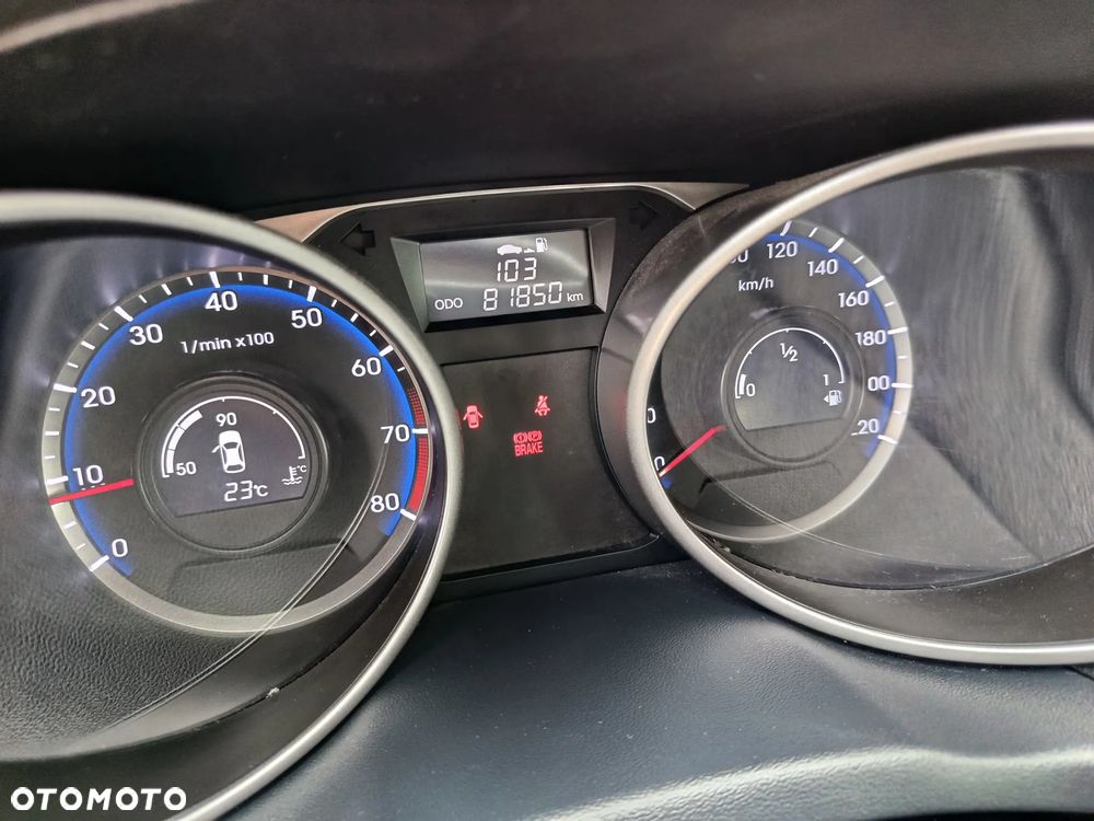Hyundai ix35 blue 1.6 2WD Finale Silver - 6