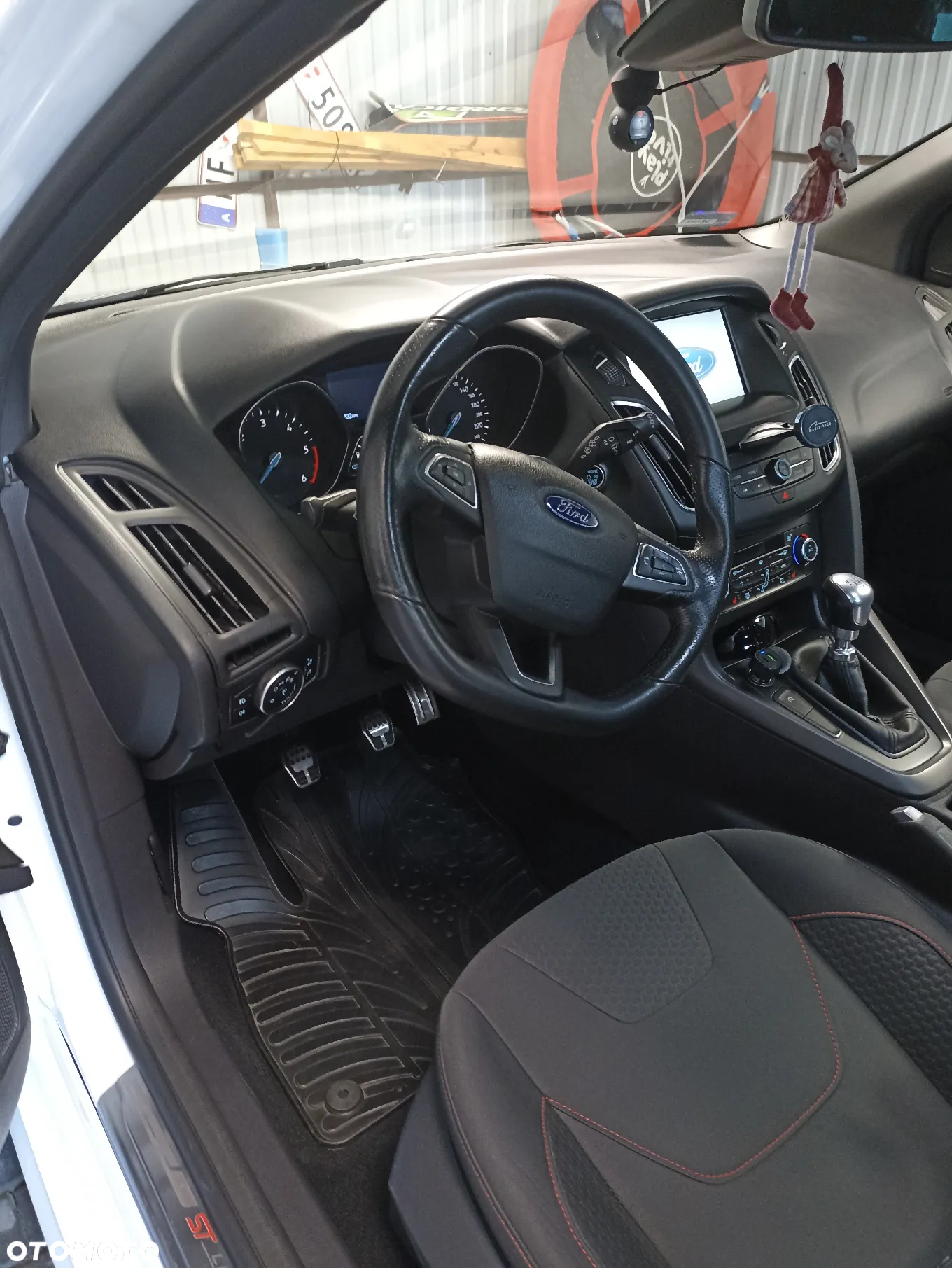 Ford Focus 1.5 TDCi ST-Line - 9