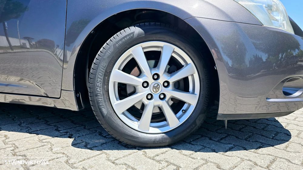 Toyota Avensis SD 2.0 D-4D Exclusive +Pele+GPS - 17
