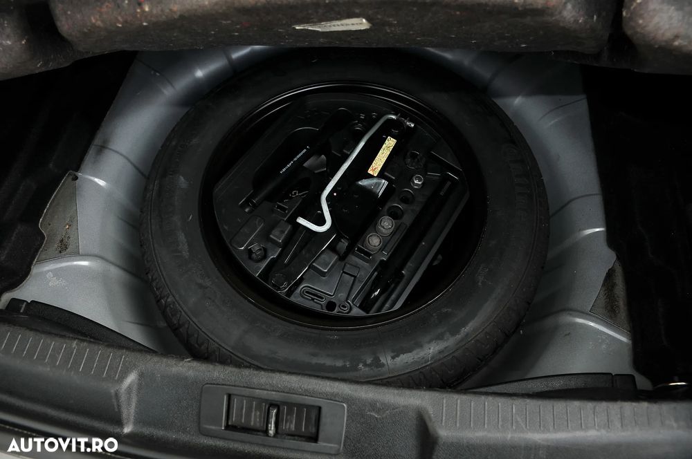 Renault Laguna dCi 110 FAP Limited - 24