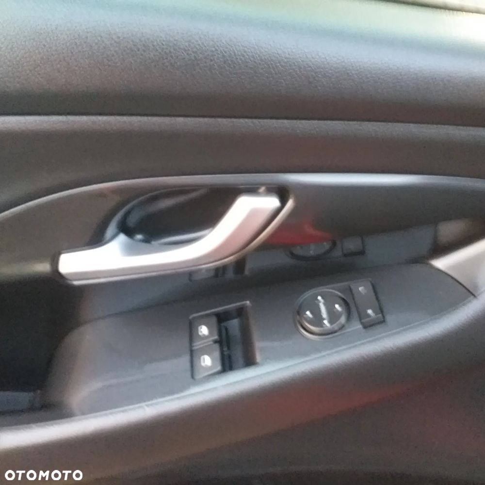 Hyundai i30 1.4 Classic - 21