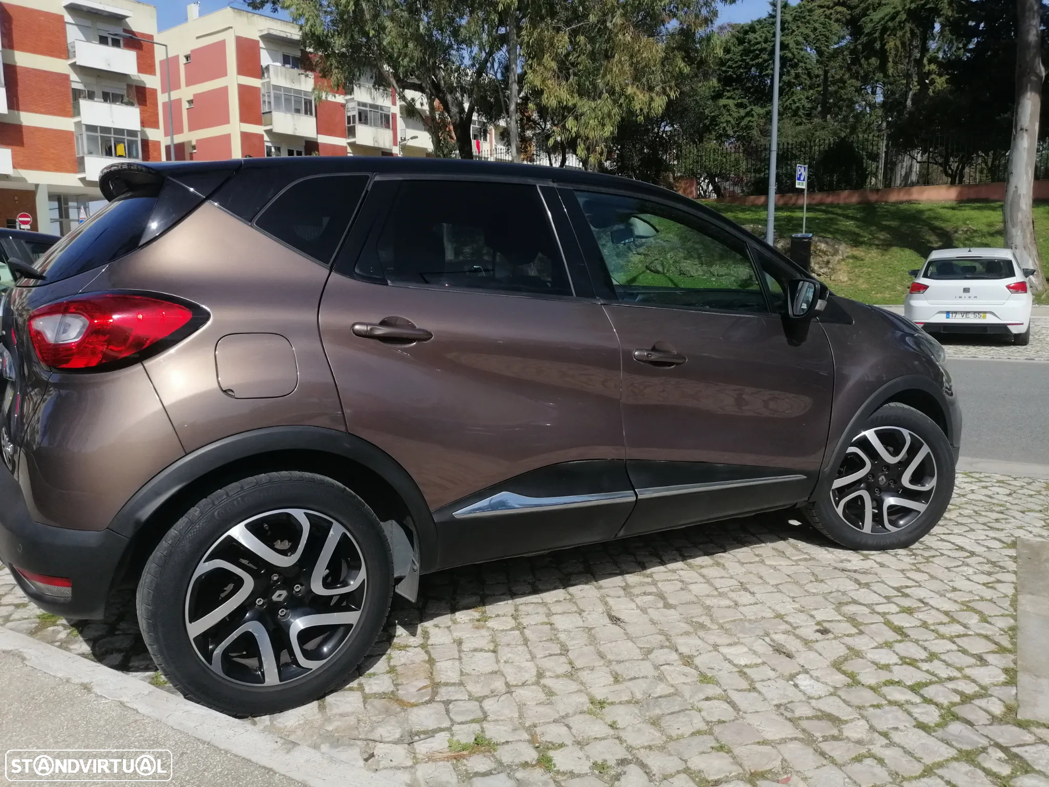 Renault Captur 1.5 dCi Exclusive - 2