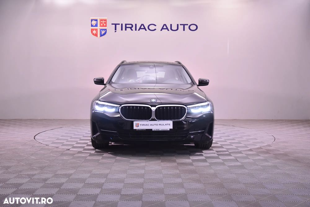 BMW Seria 5 530e xDrive Touring Aut. - 8