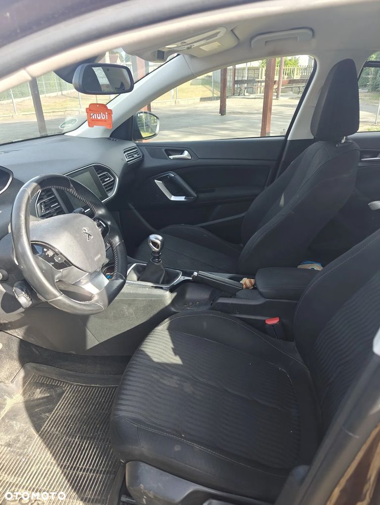Peugeot 308 1.2 PureTech Active S&S - 6