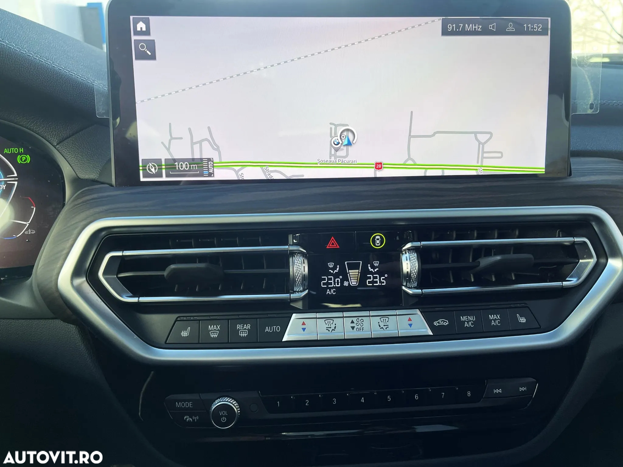 BMW iX3 Standard - 12