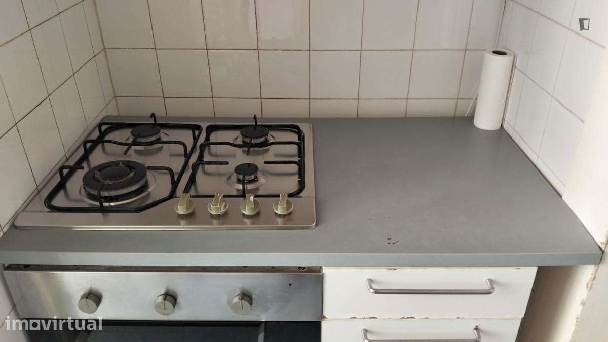 Quarto - localizado em Picoas Lisbon - Grande imagem: 5/9