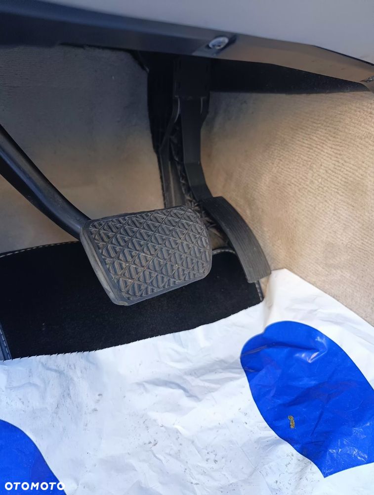 Mercedes-Benz Klasa R 500 L 4Matic 7G-TRONIC - 16