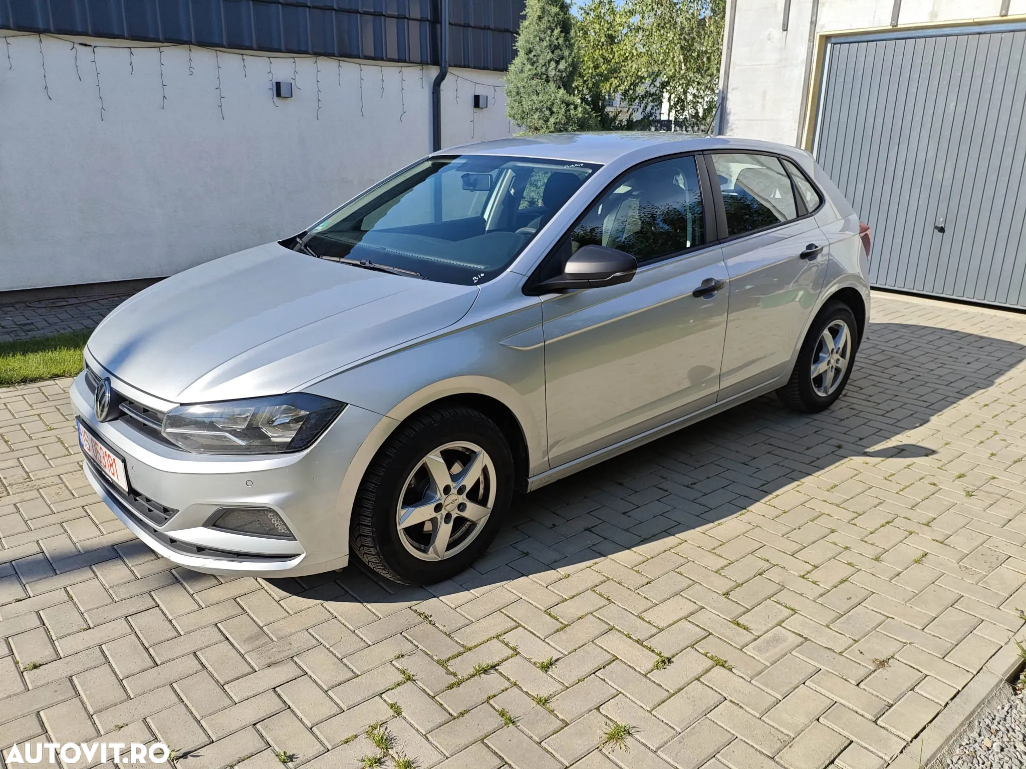 Volkswagen Polo 1.6 TDI Comfortline - 4