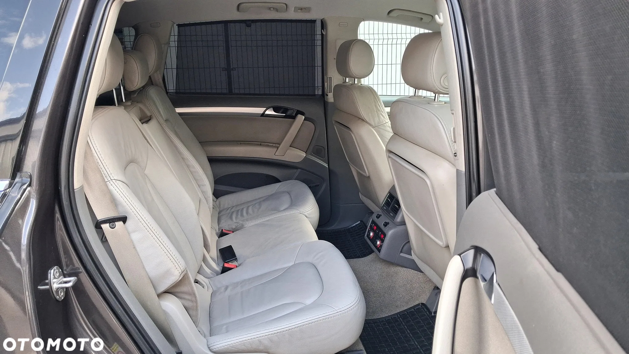Audi Q7 - 10