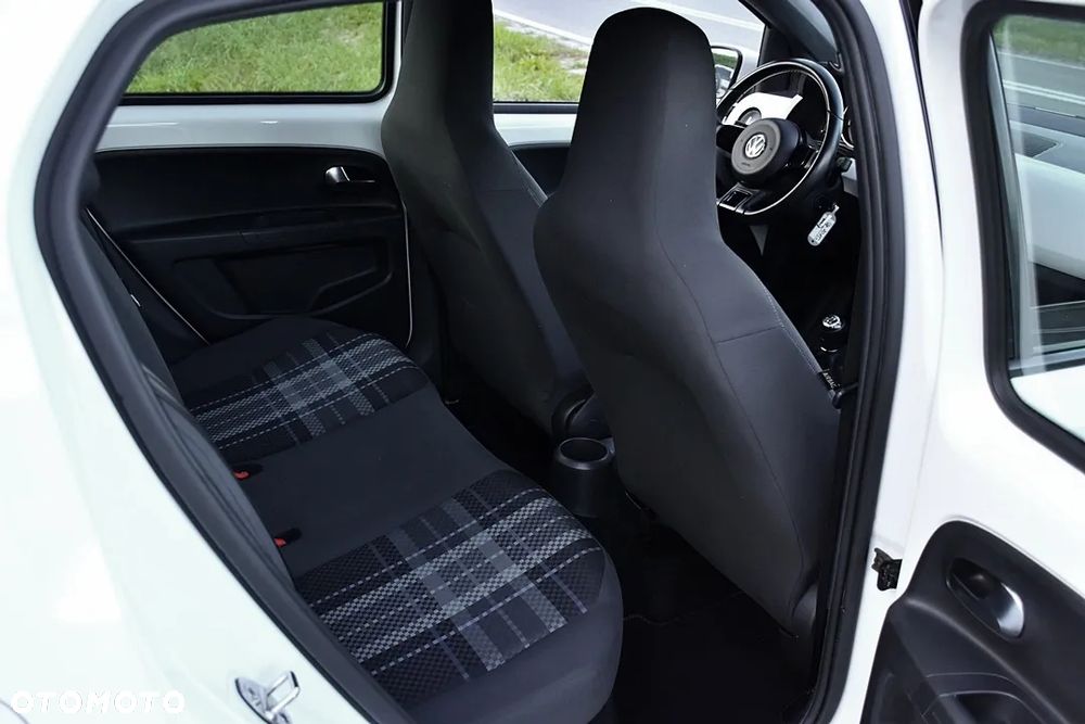 Volkswagen up! 1.0 move - 30