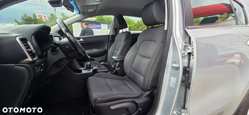 Kia Sportage 1.6 T-GDI AWD VISION - 31