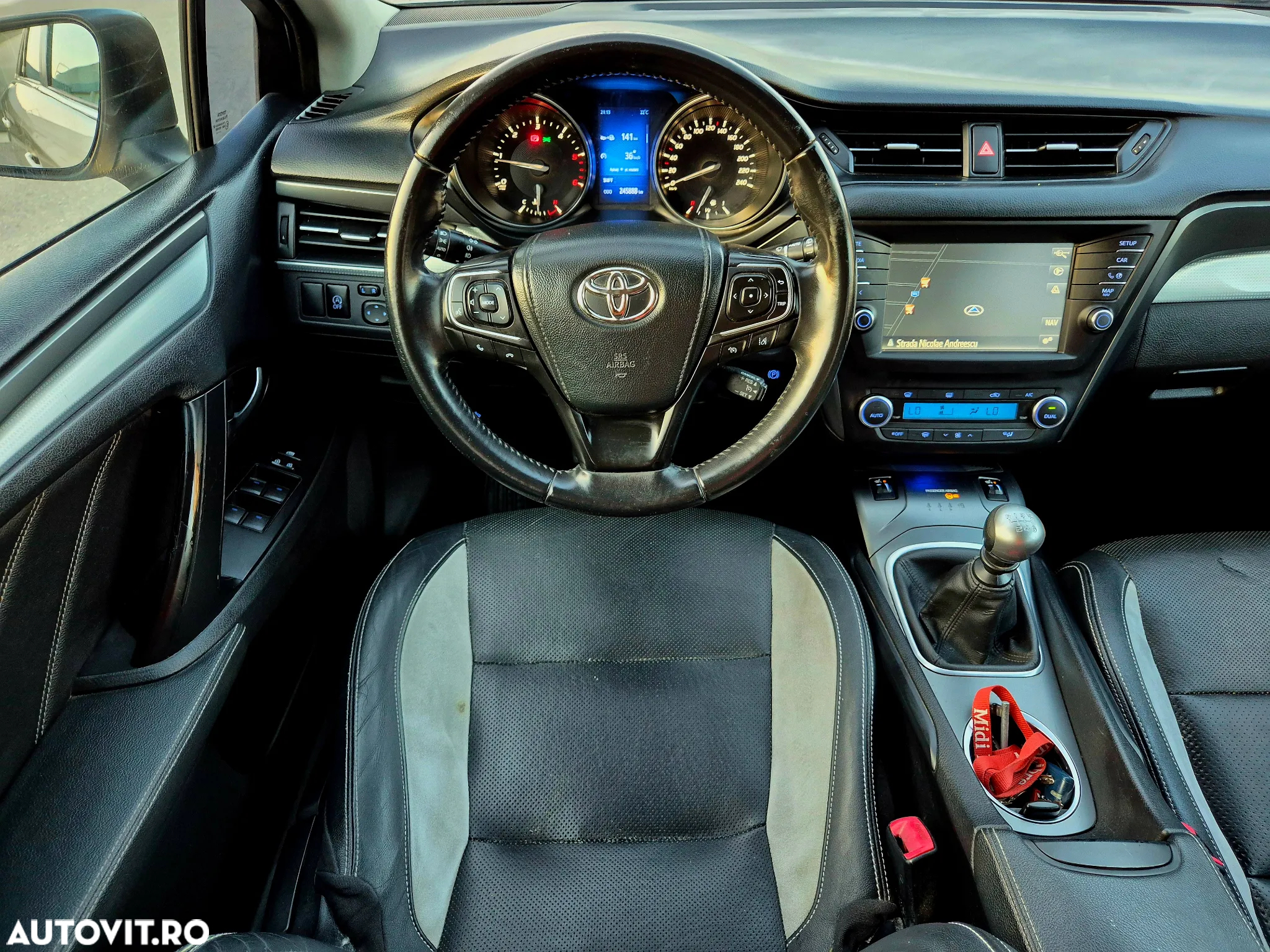 Toyota Avensis 2.0 D-4D Executive Terracotta - 19