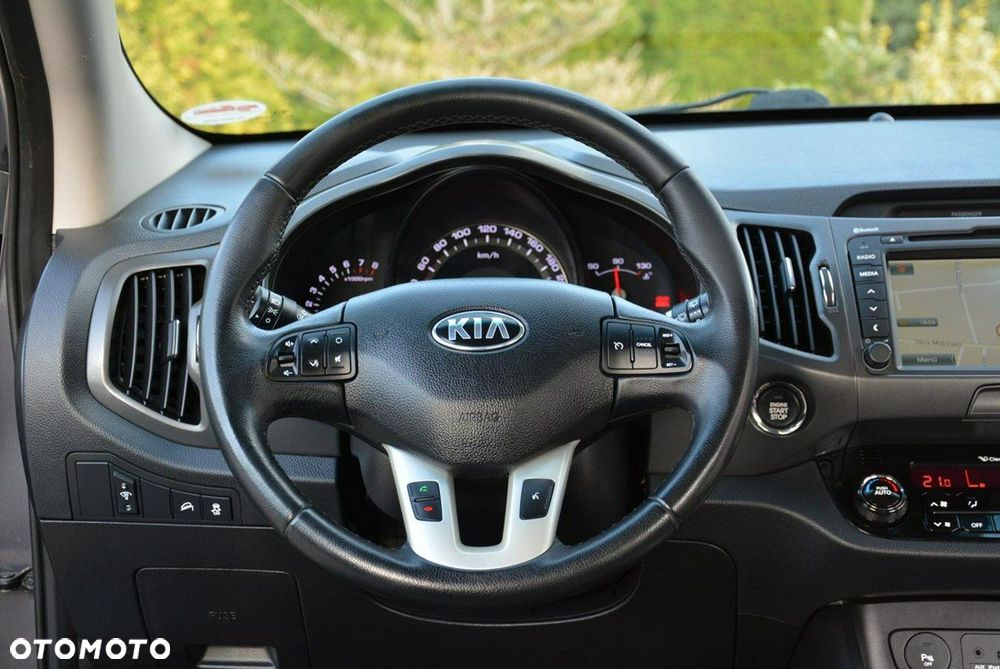 Kia Sportage 2.0 CVVT 2WD Vision - 24