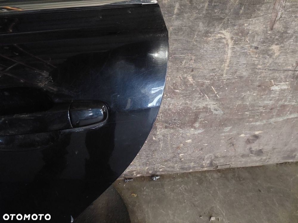 DRZWI KOMPLETNE LEWY TYŁ TOYOTA AVENSIS T25 KOMBI 209 - 4