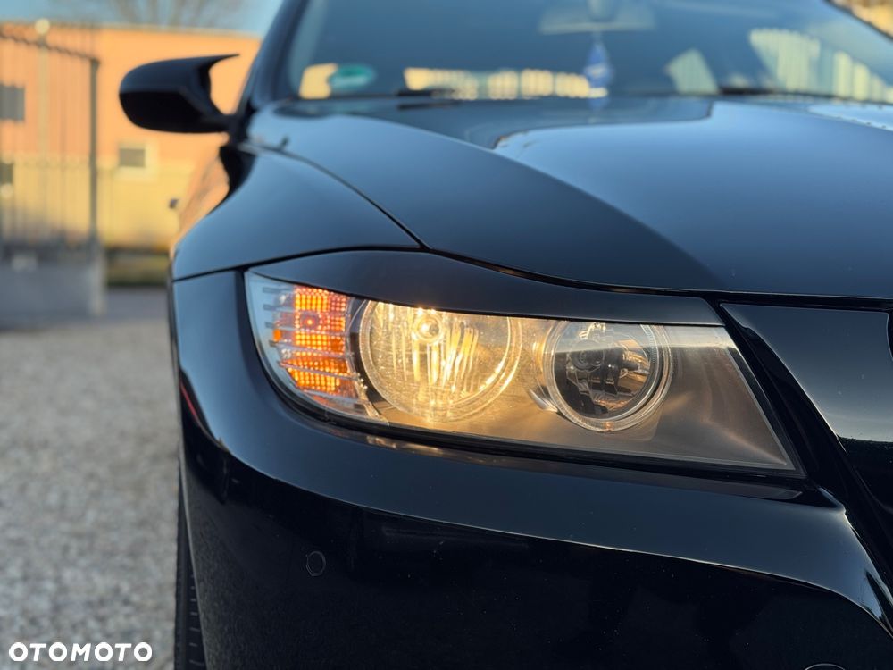 BMW Seria 3 320d DPF - 15