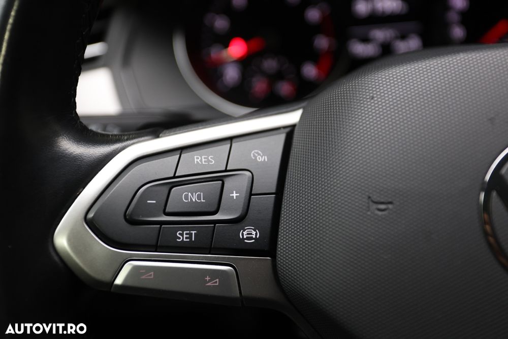 Volkswagen Passat 1.5 TSI ACT DSG Comfortline - 15