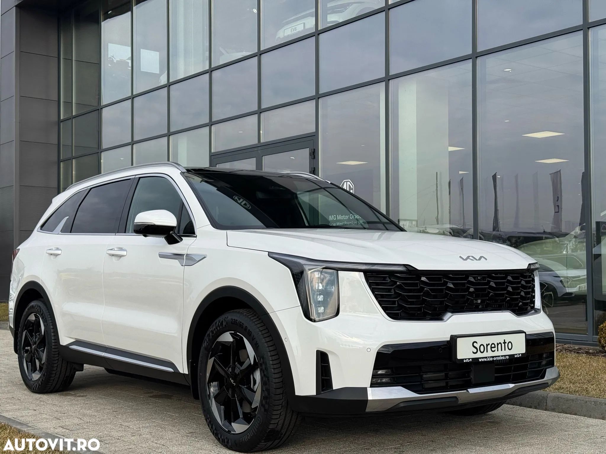 Kia Sorento 1.6 T-GDI HEV 6AT 4x4 7P Premium+ - 1