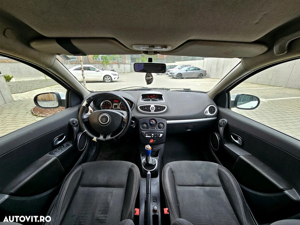 Renault Clio - 5
