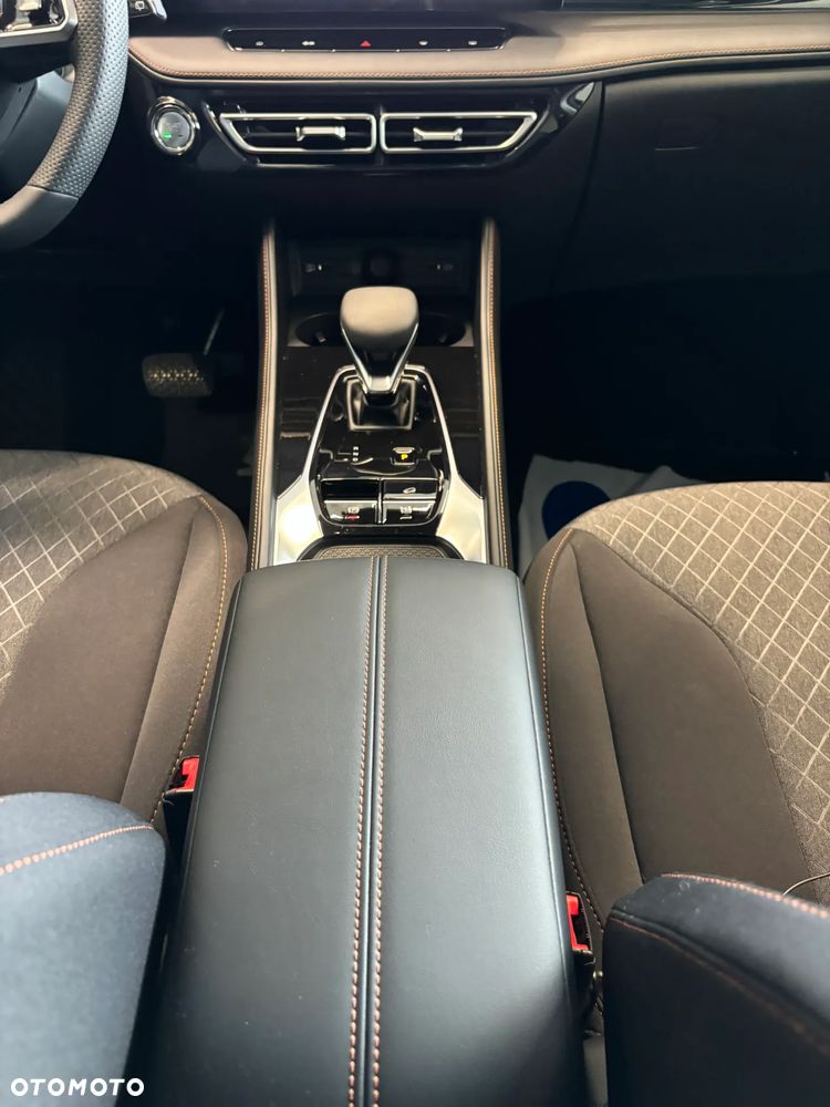 MG HS 1.5T PHEV Excite - 16