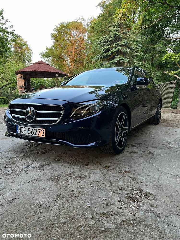 Mercedes-Benz Klasa E 300 9G-TRONIC Exclusive - 5