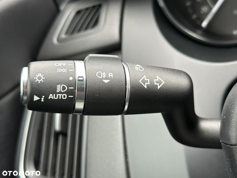 Jaguar E-Pace 2.0 i4P AWD S - 18