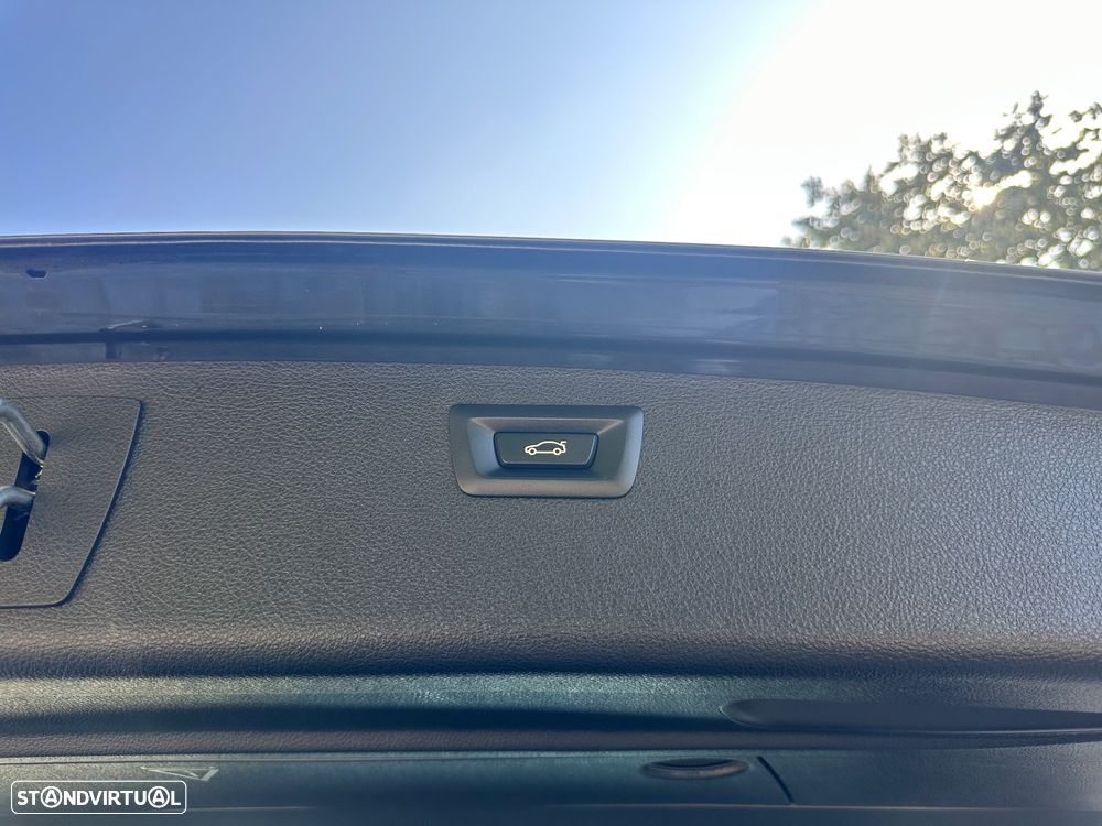 BMW 320 d Pack M Auto - 37