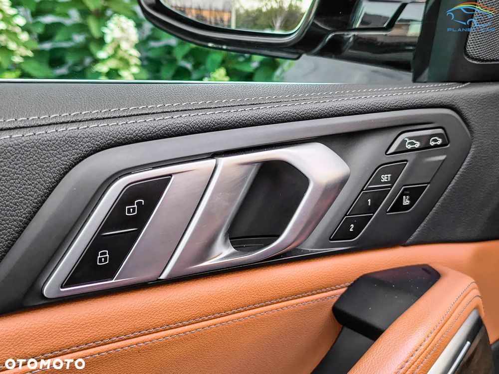 BMW X6 xDrive40d - 31