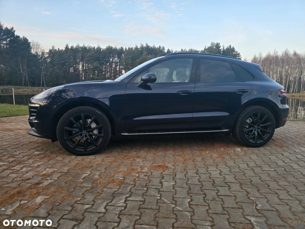 Porsche Macan - 1