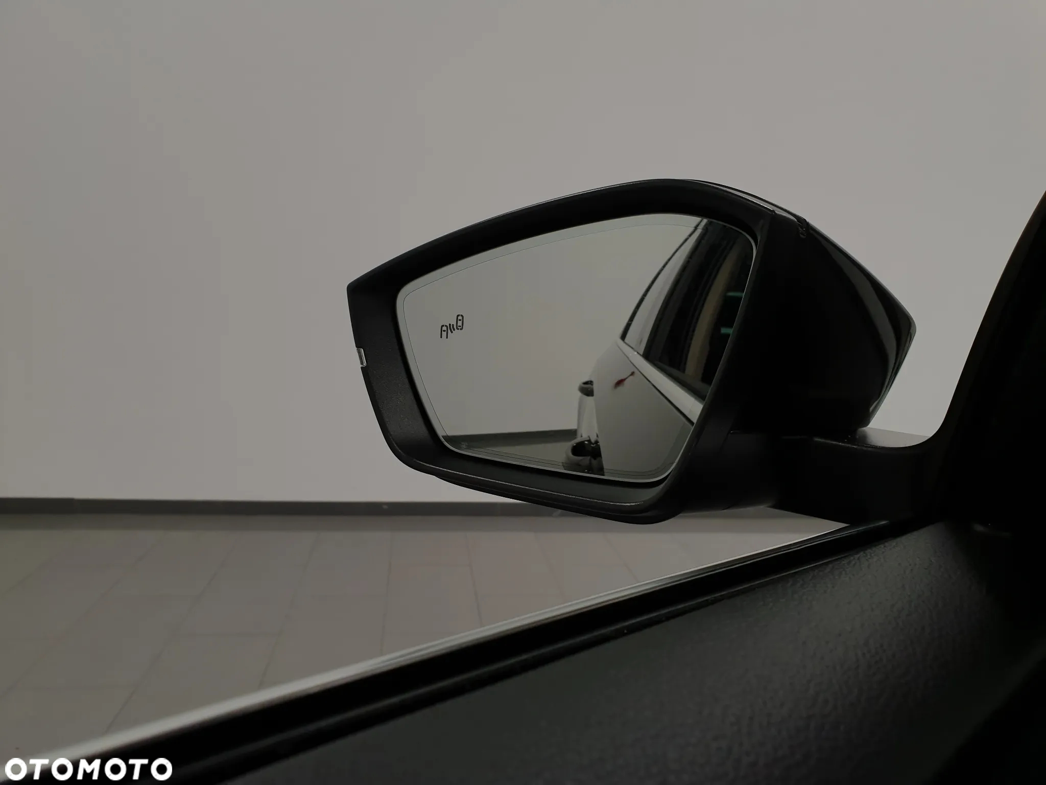 Skoda Superb 2.0 TDI 4x4 L&K DSG - 29