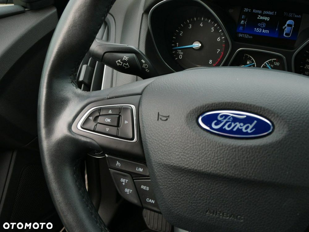 Ford Focus Turnier 1.0 EcoBoost Start-Stopp-System TITANIUM - 16