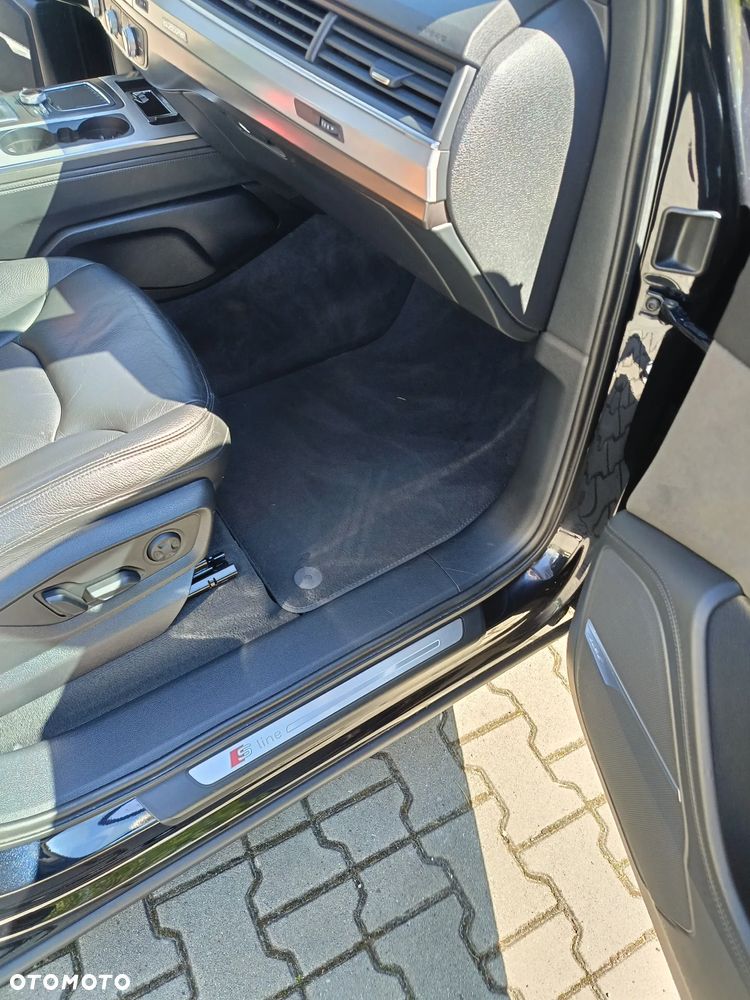 Audi Q7 3.0 TDI Quattro Tiptronic - 23