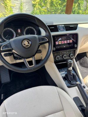 Skoda Octavia 1.6 TDI SCR Ambition DSG - 7