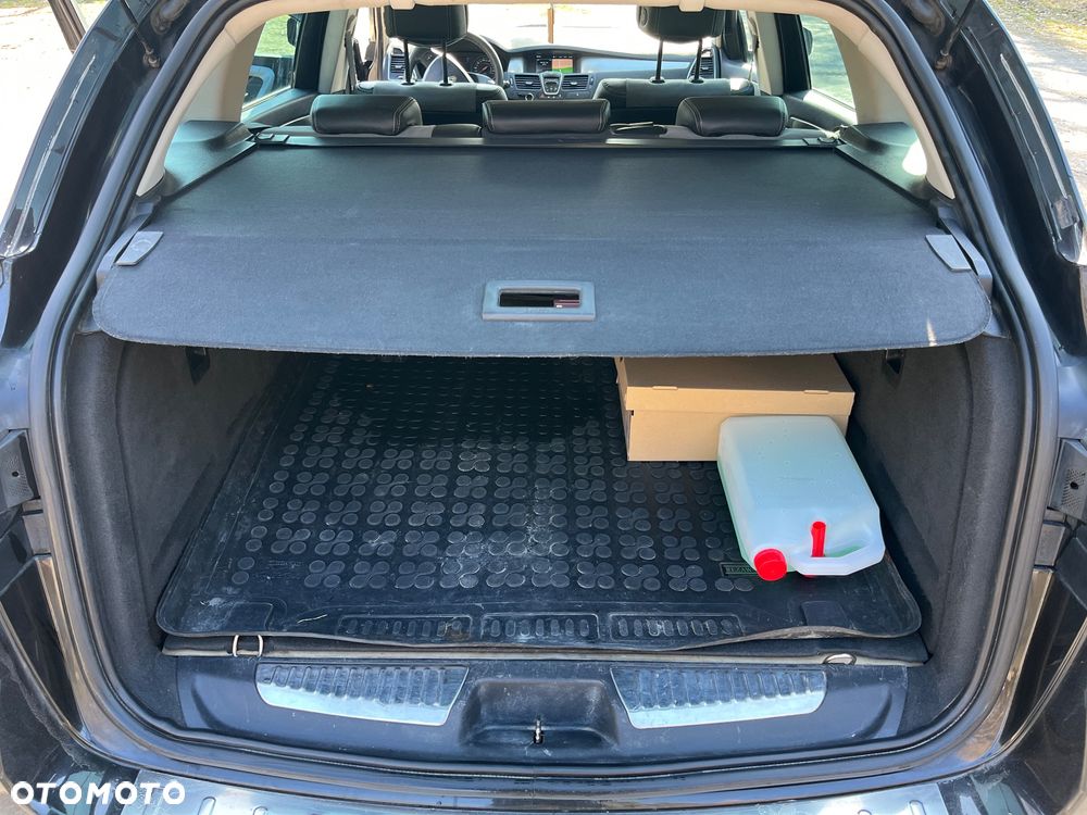 Renault Laguna 2.0 dCi Initiale - 13