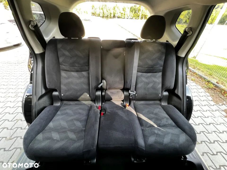 Nissan X-Trail 1.6 DIG-T Tekna 2WD 7os - 11