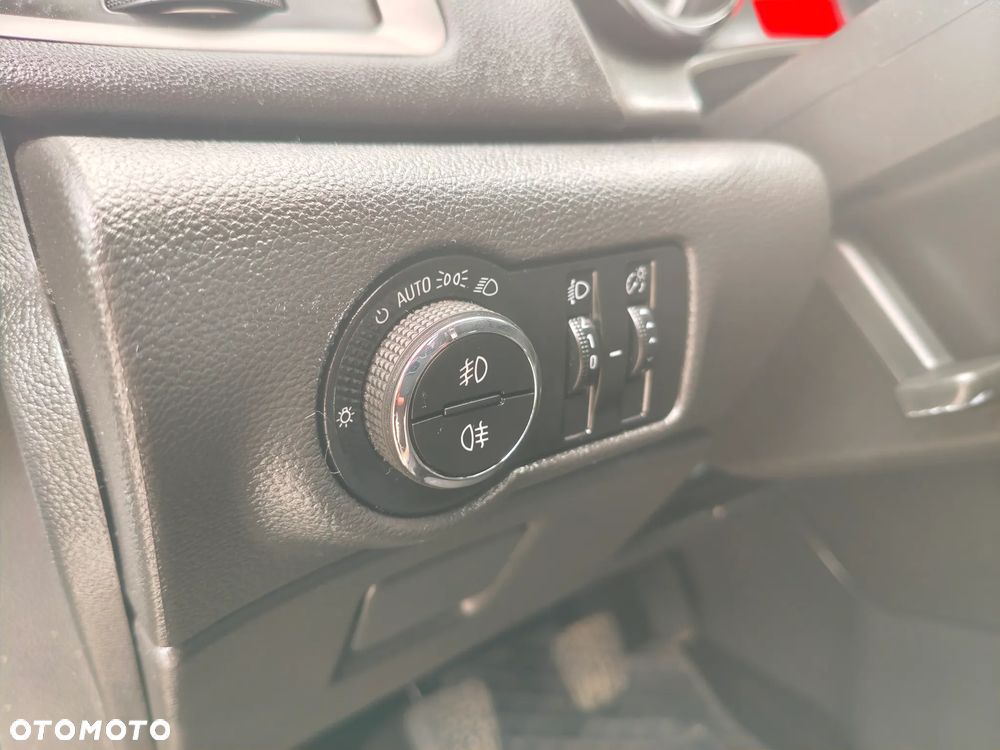 Opel Astra 1.4 Turbo Active - 27