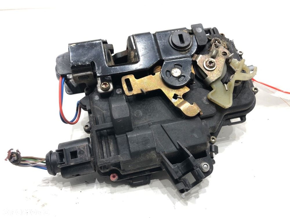 ZAMEK DRZWI LEWY TYŁ  VW BORA Variant (1J6) 1999 - 2005 1.9 TDI 4motion 96 kW [130 KM] olej - 3