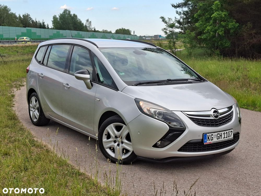 Opel Zafira Tourer 1.4 Turbo Edition - 1