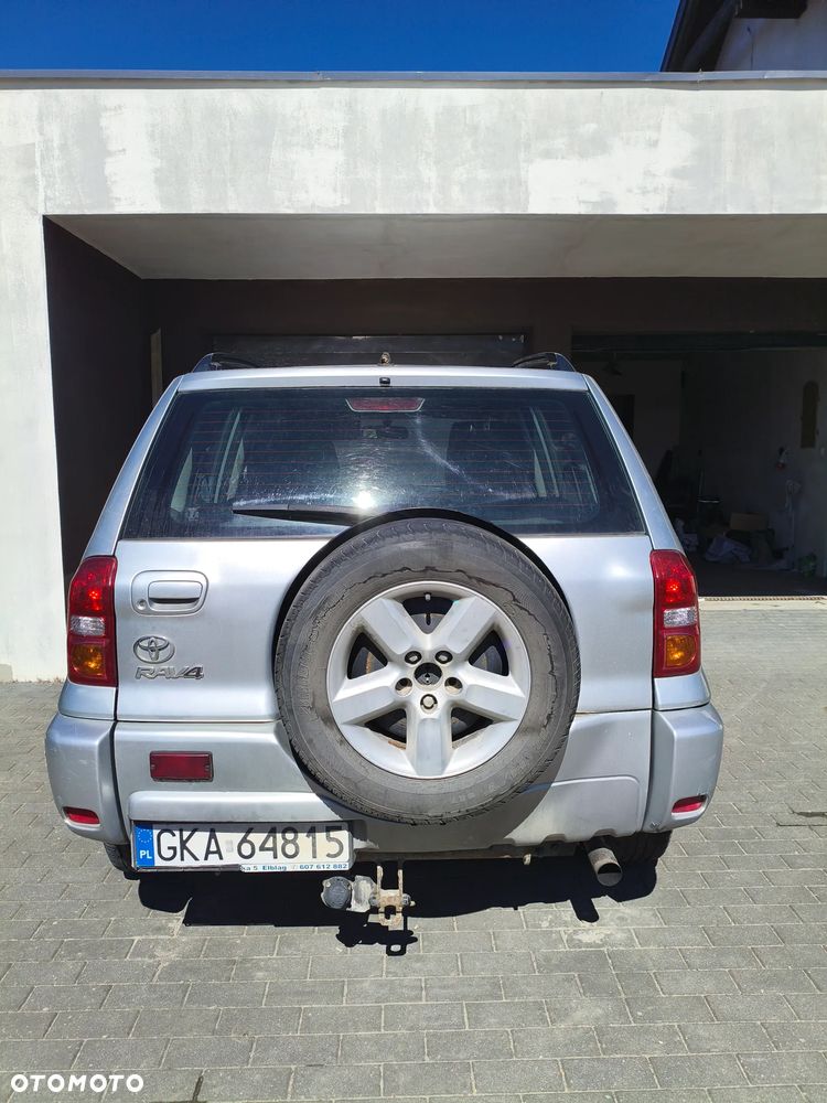 Toyota RAV4 2.0 D-4D 4x4 - 3