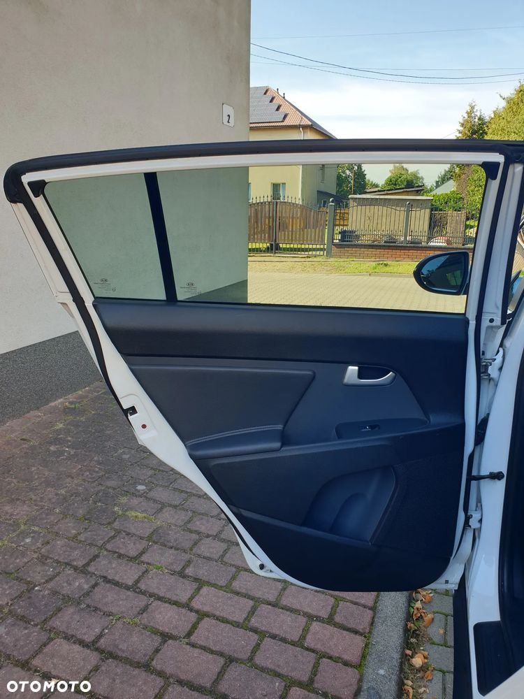 Kia Sportage 1.6 GDI Business Line L 2WD - 32