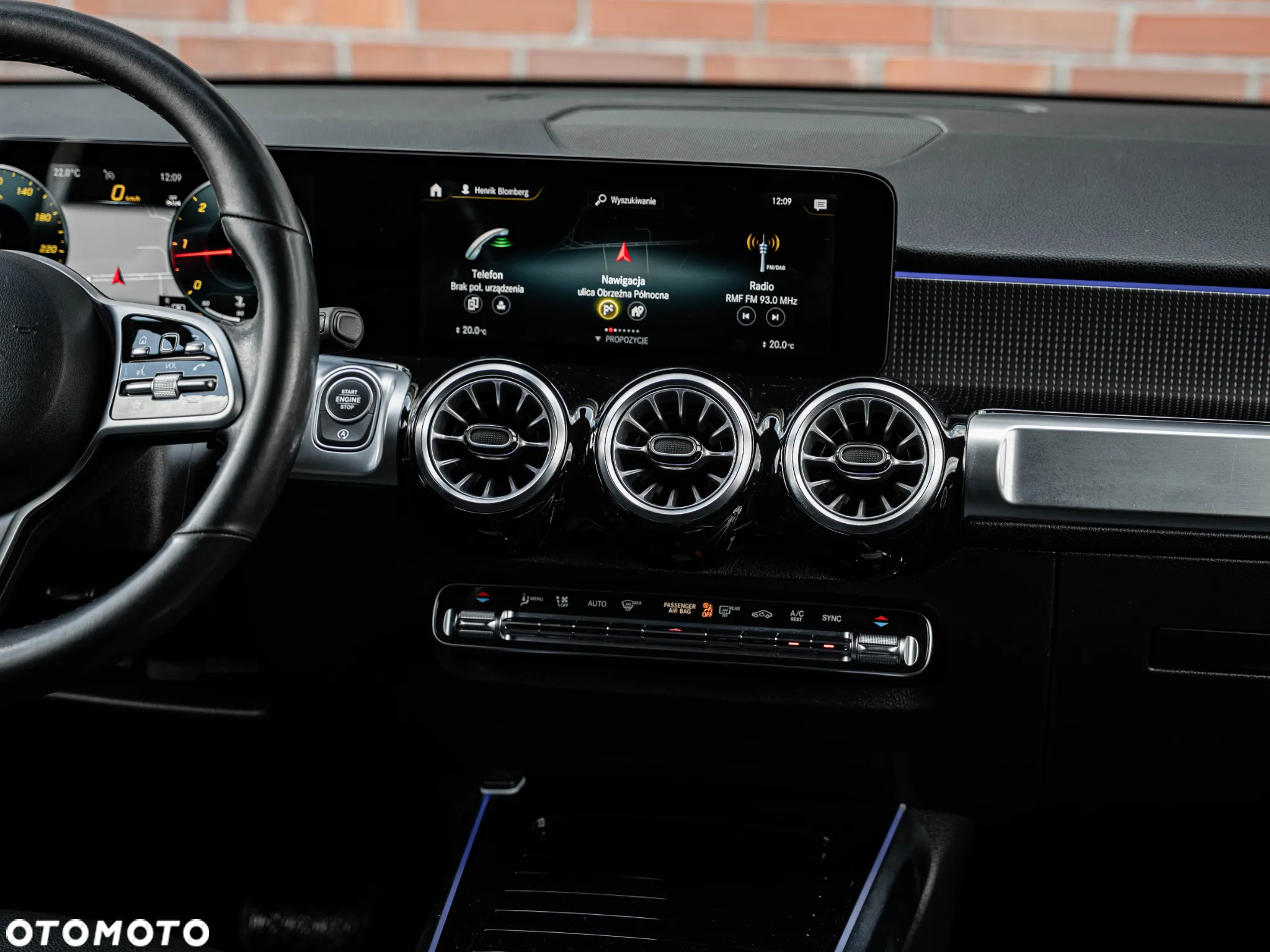 Mercedes-Benz GLB 200 d 8G-DCT Progressive Advanced - 32