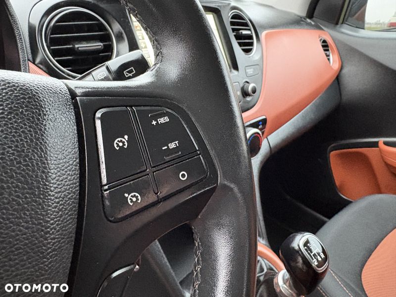 Hyundai i10 1.2 Passion Plus - 19