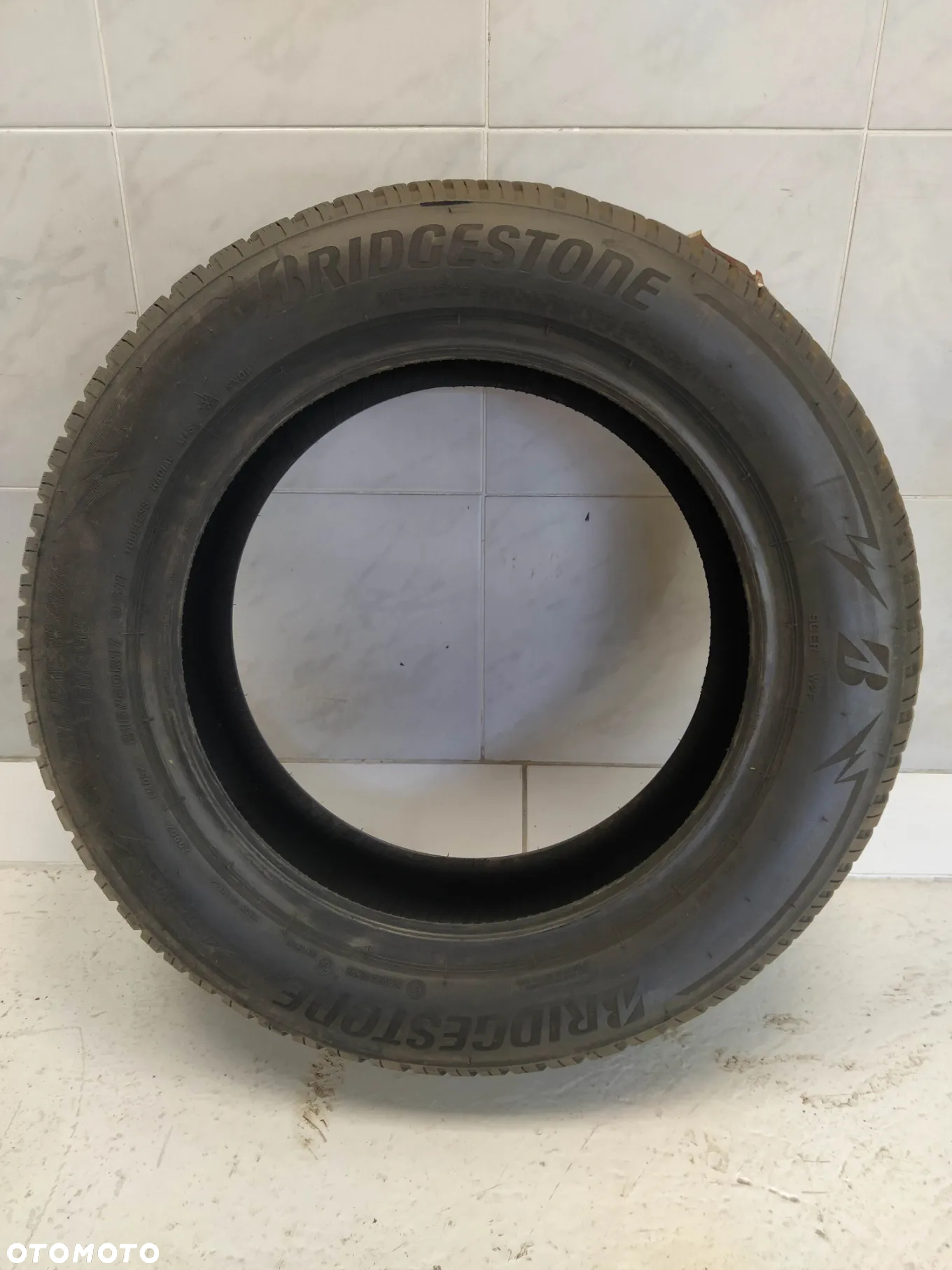 BRIDGESTONE BLIZZAK LM005 OPONA ZIMOWA 215/60 R17 - 2