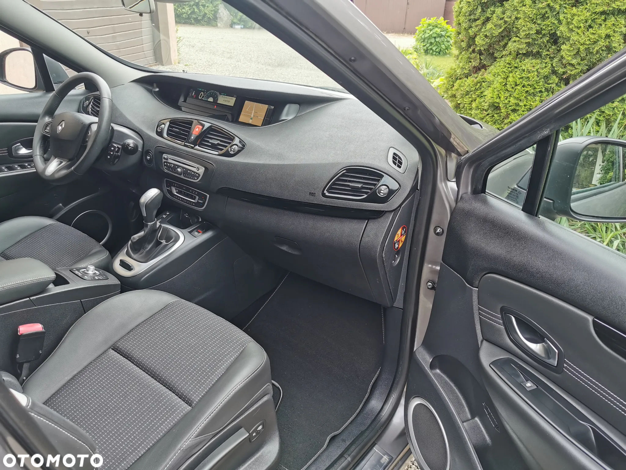 Renault Scenic 2.0 16V Privilege CVT Euro5 - 8