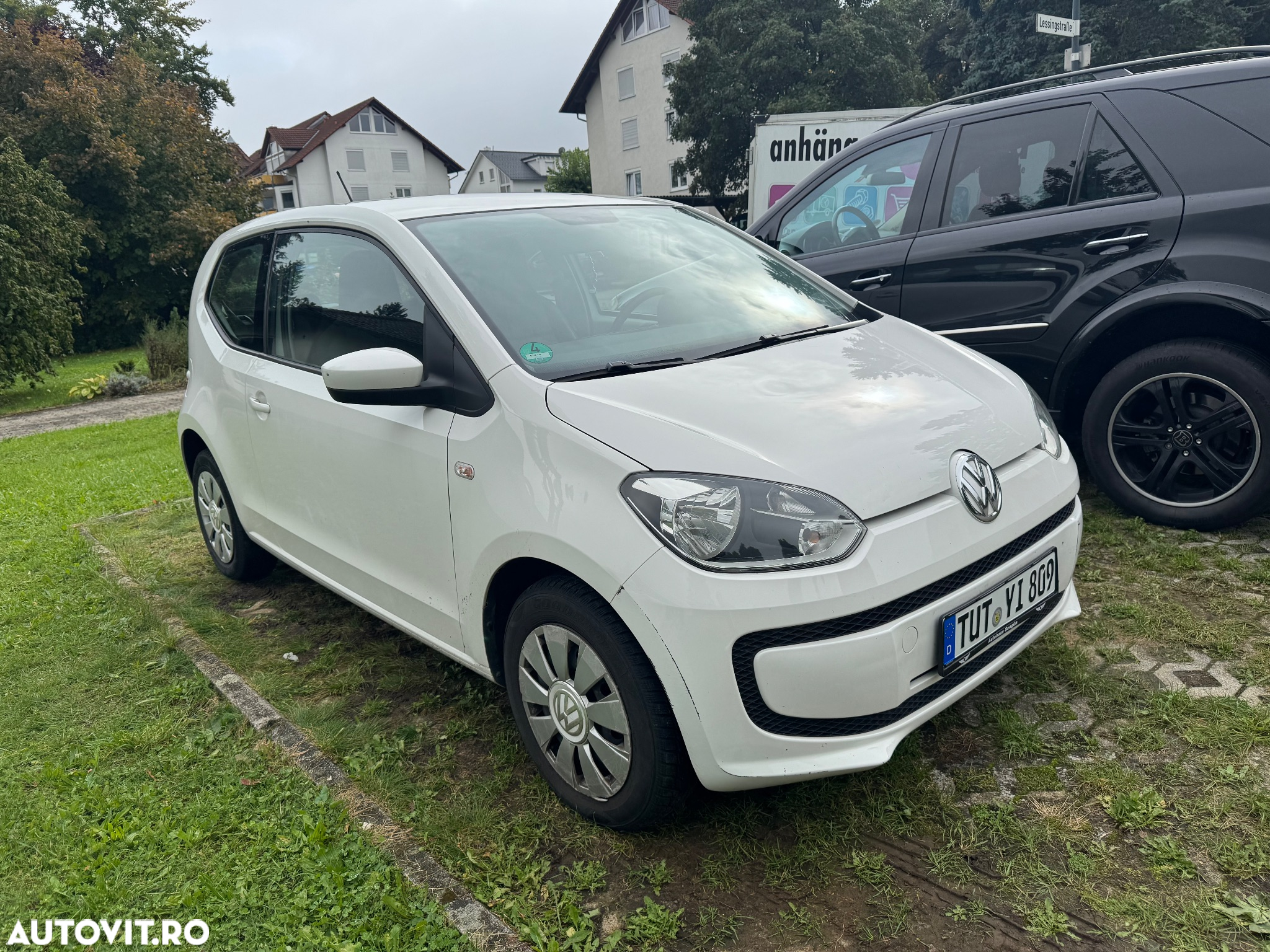 Volkswagen up! white - 3