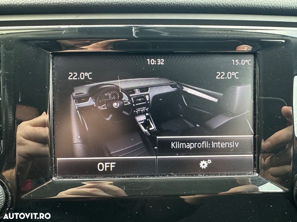 Skoda Octavia 2.0 TDI Green tec DSG Elegance - 34