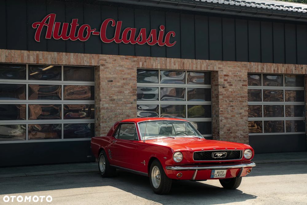 Ford Mustang - 3