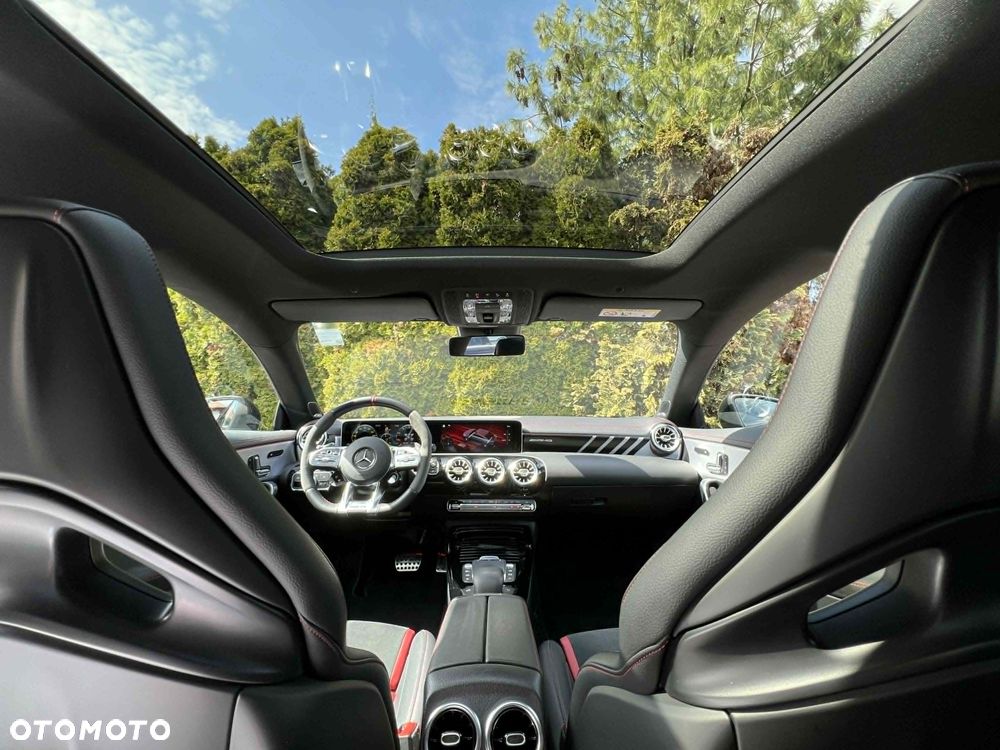 Mercedes-Benz CLA - 9