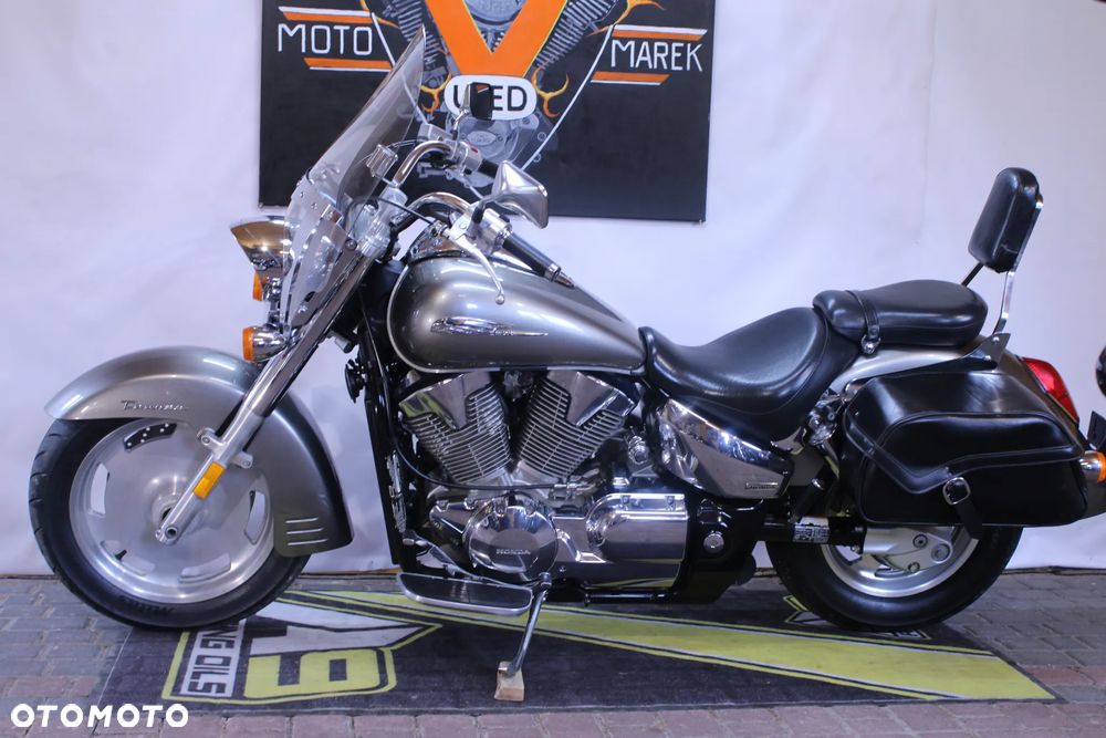 Honda VTX - 18