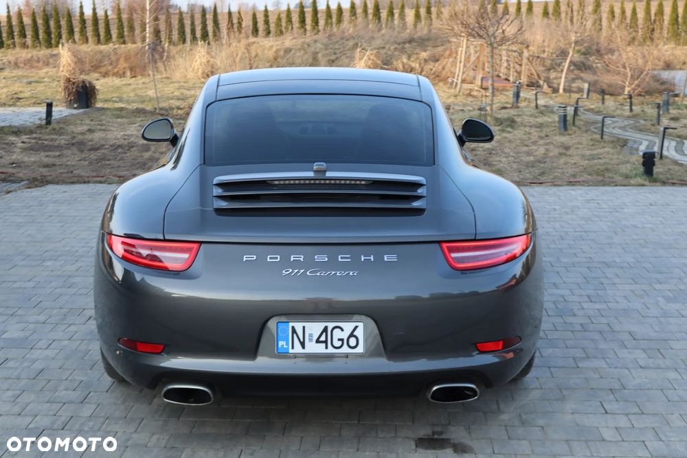 Porsche 911 Carrera PDK - 15