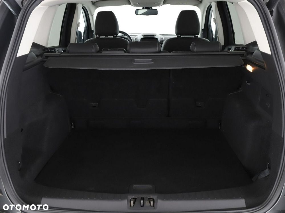 Ford Kuga 1.5 EcoBoost 2x4 Titanium - 21